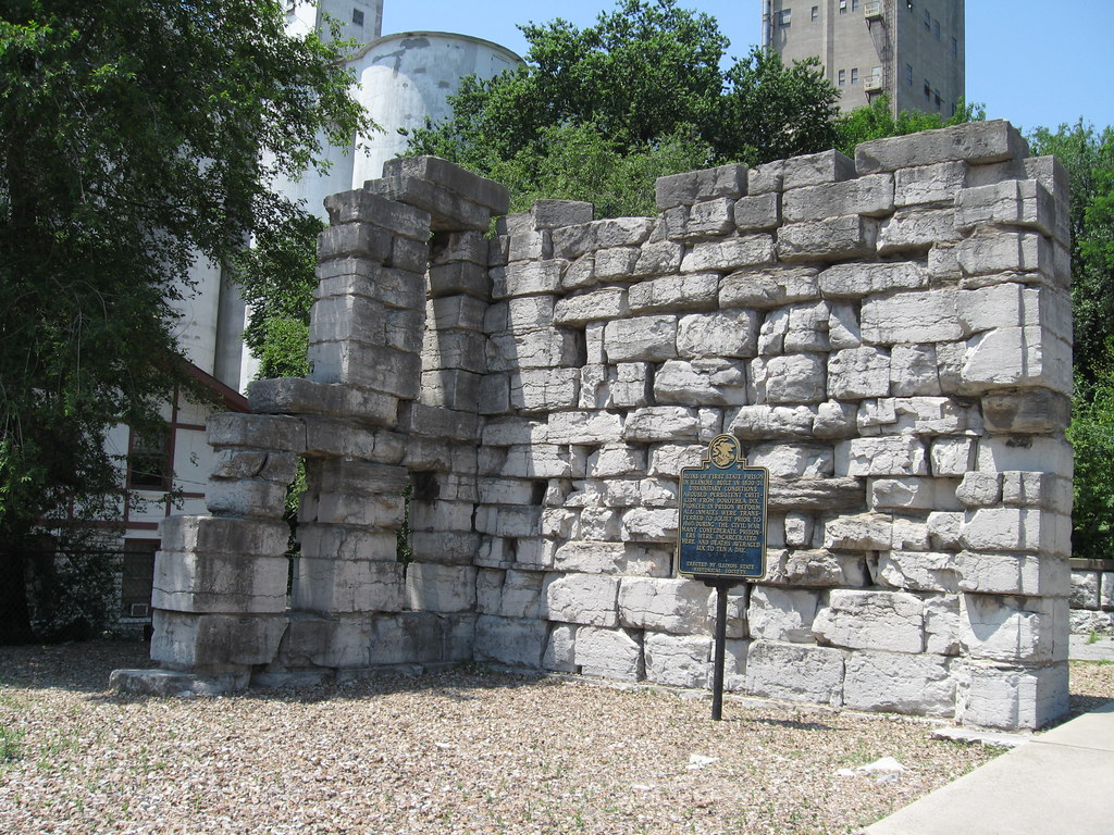 The other side of the war; Prison camps and&nbsp;exchanges